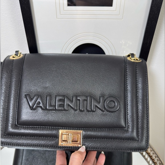 Valentino by Mario Valentino - Picture 6 of 16